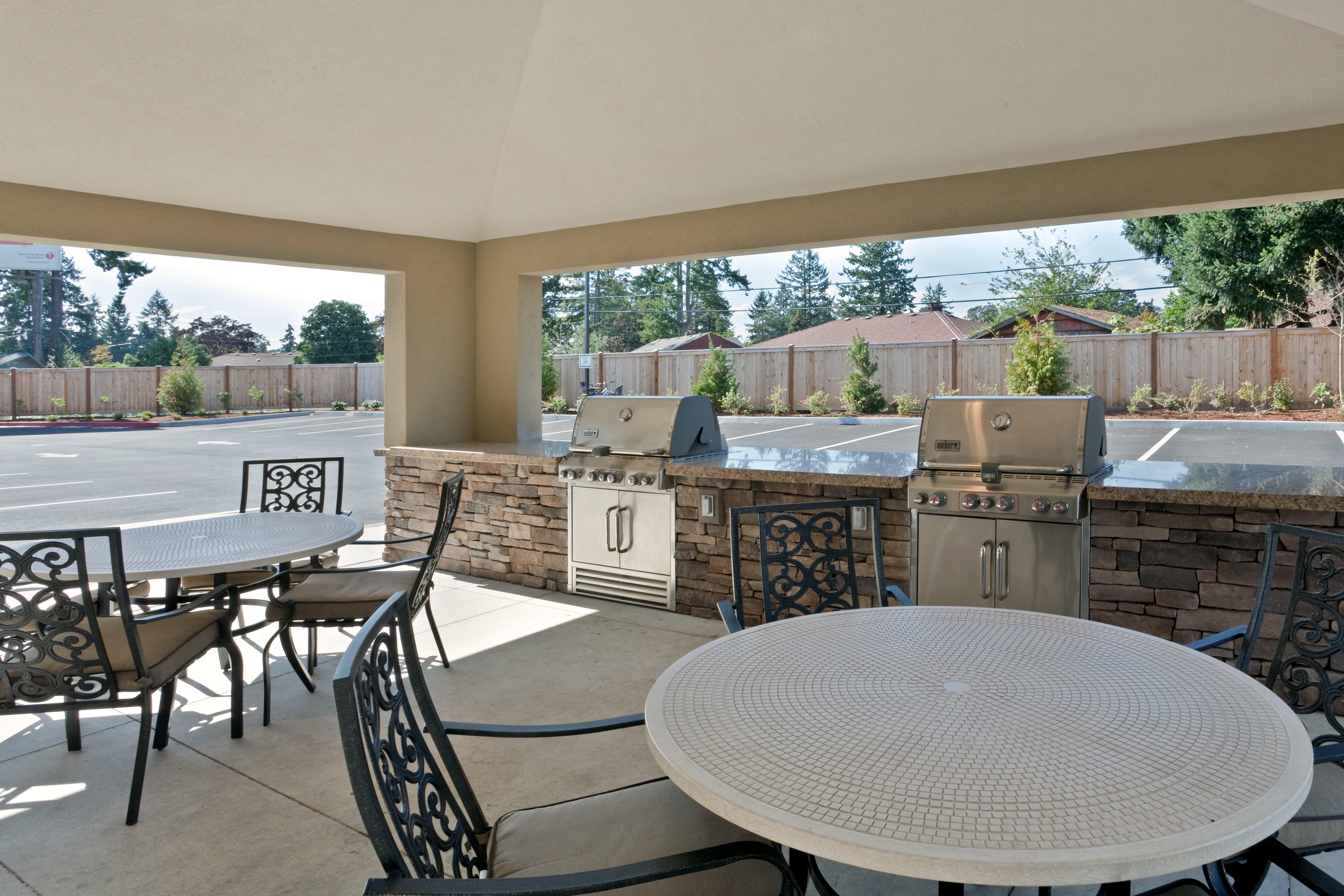 Embassy Suites By Hilton Seattle North Lynnwood Exterior photo